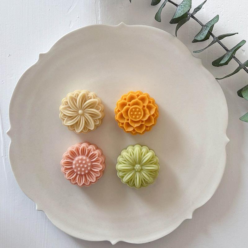 20g Cute Flower Shape Pastry Moulds Mooncake Molds Mooncake Mould Hand Pressure Plastic Material Baking Accessories Tool