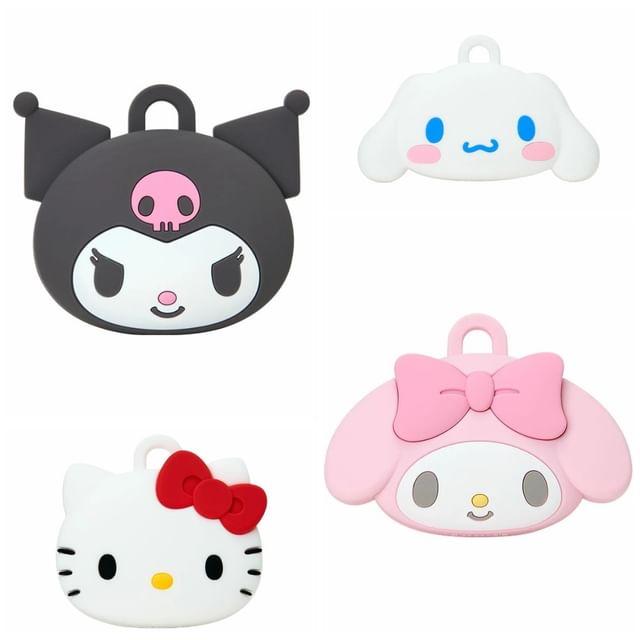 Sanrio - Щетка для мытья головы в форме лица с персонажами Sanrio Kuromi (9 x 3.5 x 7.5cm)
