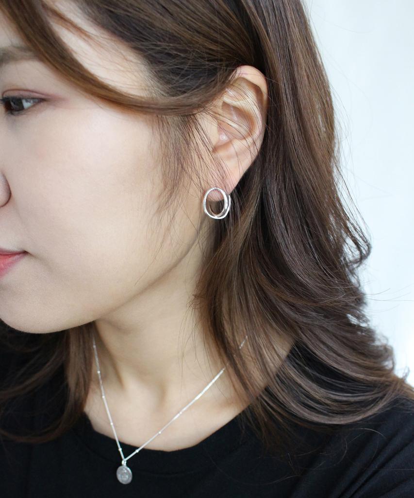 Madin'Ly Queue Earring