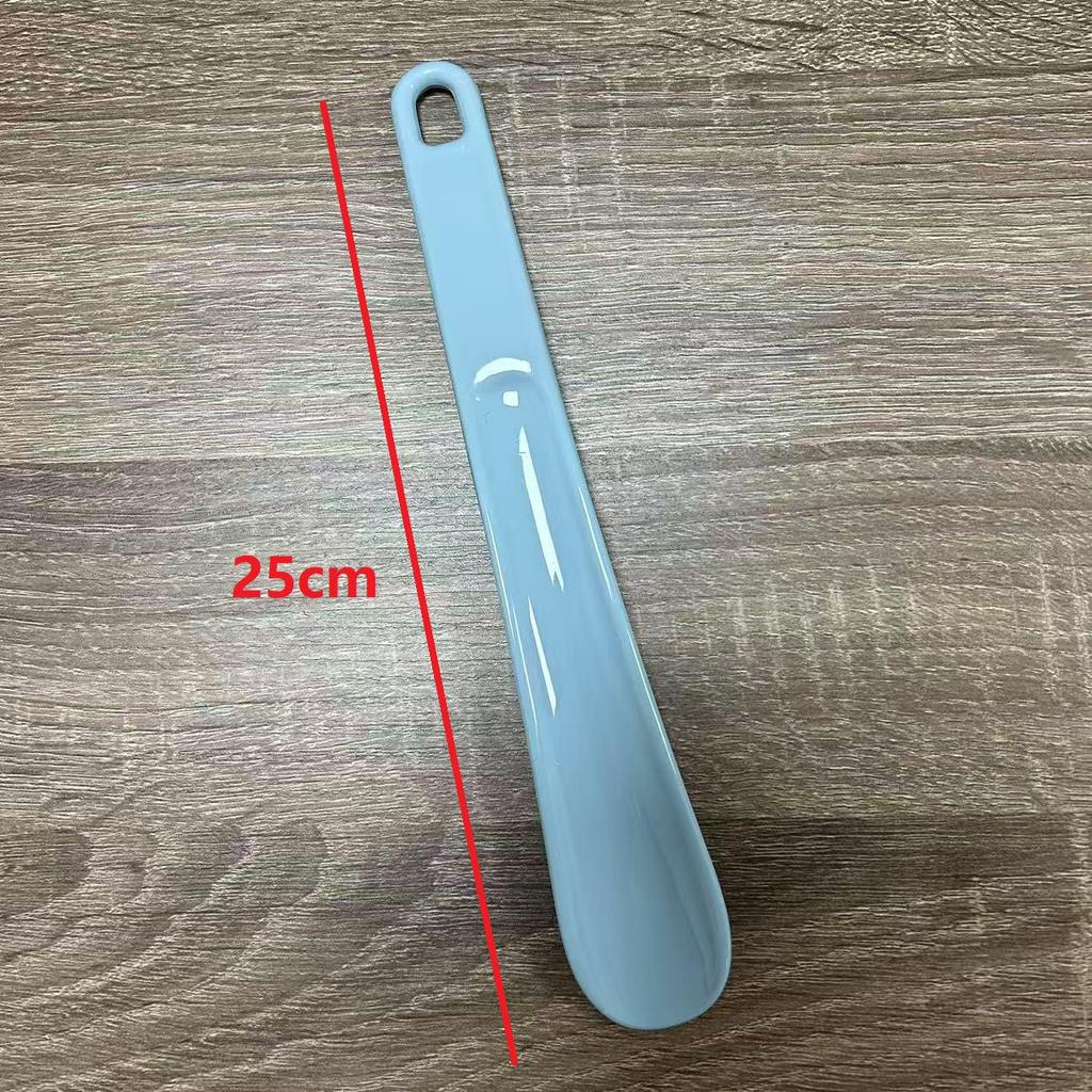 Compact Plastic Shoehorn: Portable, Modern, and Creative Design for Home Use