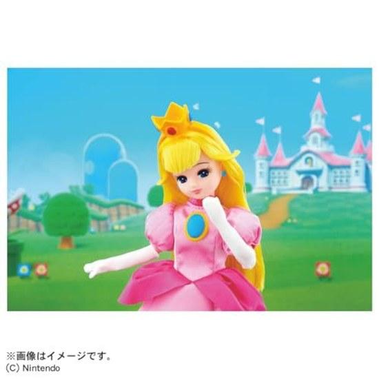Takara Tomy Licca-chan Doll Super Mario Princess Peach Style Dress-Up Toy Pretend Play Ages 3 Up