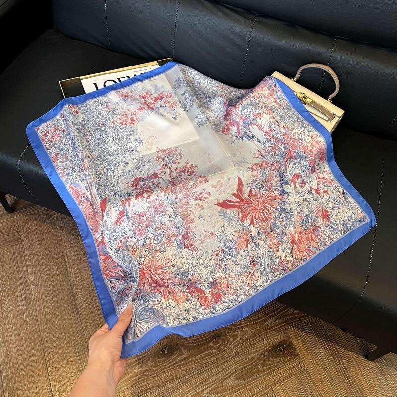 Fashion Black and White Printing Temperament Square Scarf Imitation Silk Korean Version Decorative Scarf Scarf Professional Decorative Shawl Silk Scar