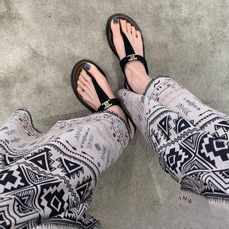 

Ретро обувь женские шлепанцы 40 чёрный