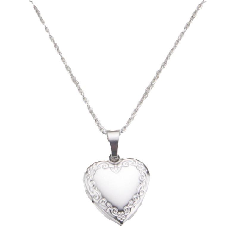Stainless Steel Silver Gold Small Heart-shaped Lace Accessory That Can Open Heart-shaped Photo Frames and Boxes, and Can Be Used As A Necklace.