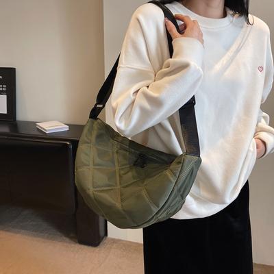 Sac à bandoulière pour femme de grande capacité nouvelle tendance sac à bandoulière simple populaire mode décontracté sac fourre-tout aisselle