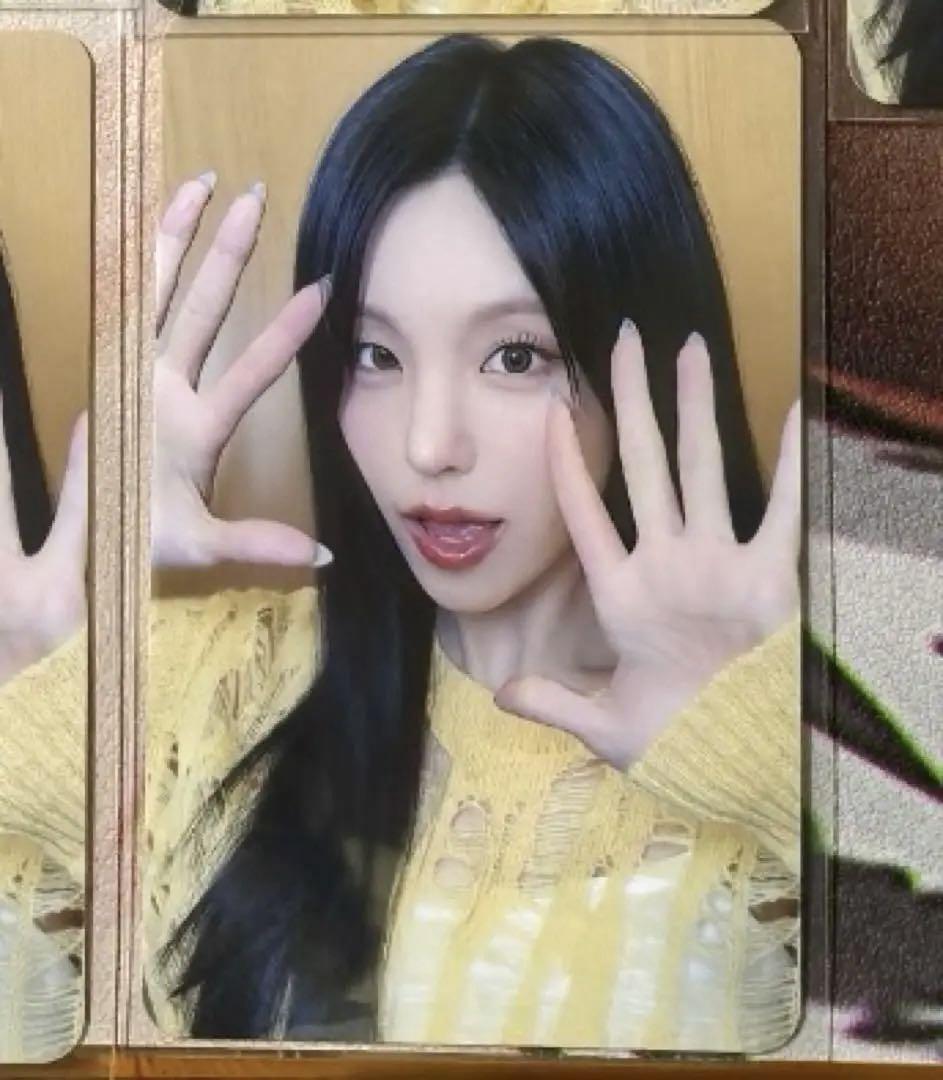 

[Б/У] ITZY Йеджи Аэропорт Makestar Тайвань Автограф-сессия Лимитированный выпуск Торговая карта A