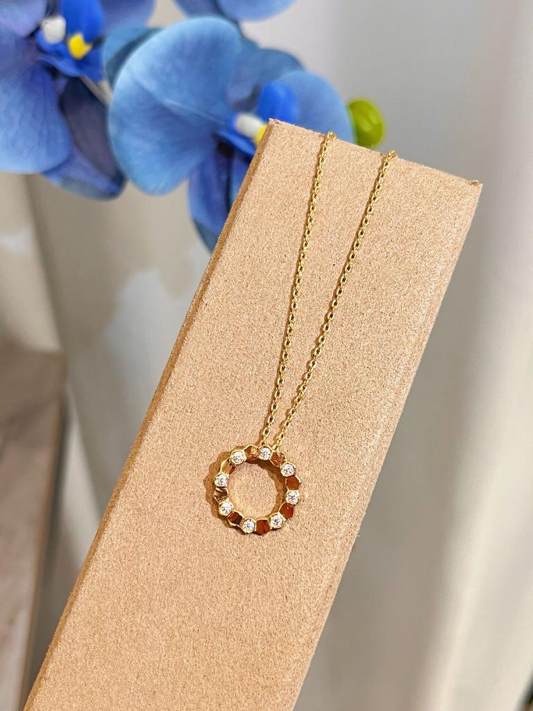 Premium Sense Honeycomb Point Drill Circle Clavicle Chain Simple And Versatile Stack Wear Light Luxury Design Necklace