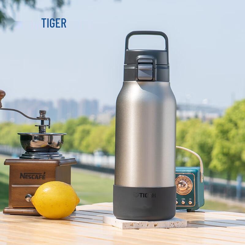 Tiger Stainless Steel Vacuum Insulated Water Bottle