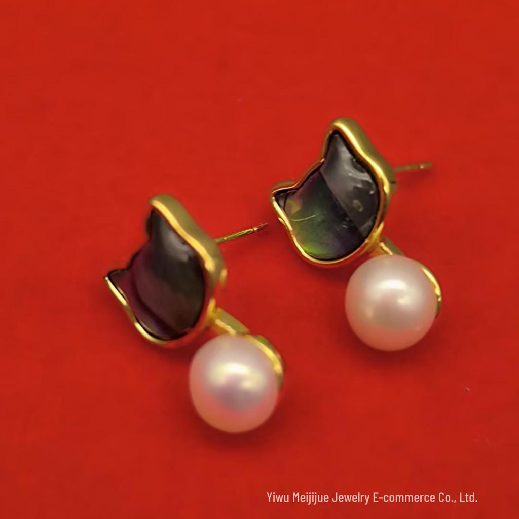 Exquisite Korean Butterfly & Pearl Zircon Stud Earrings – Versatile Fashion Accessory