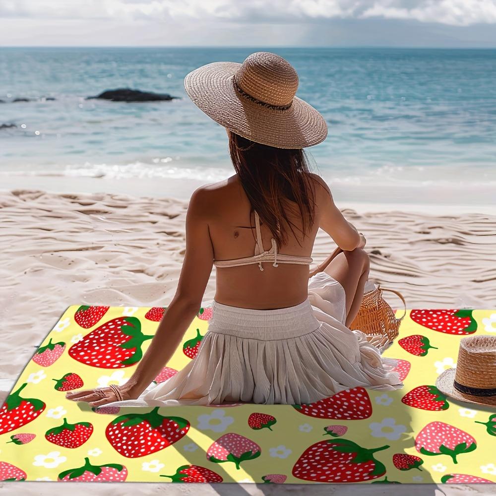 1PC Cute Strawberry Print Quick-Dry Swim Towel, Polyester Soft Beach Towel, Lightweight Travel Towel Gift for Women Men, Perfect