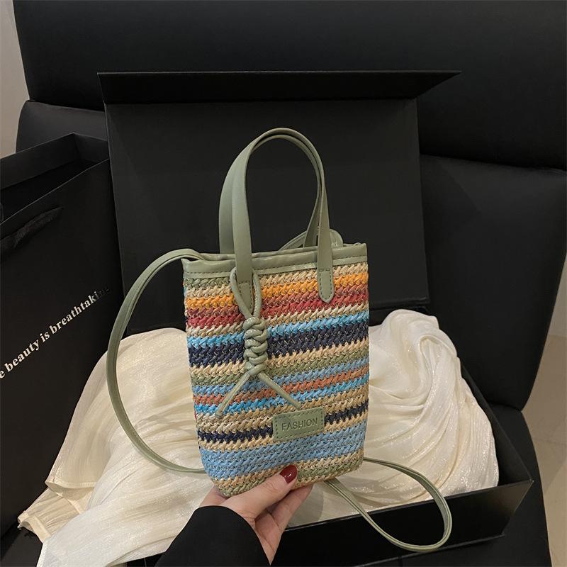 

Новая летняя высококачественная текстура повседневная универсальная простая контрастного цвета красивая вертикальная сумка портативная на плечо сумка-мессенджер зелёный