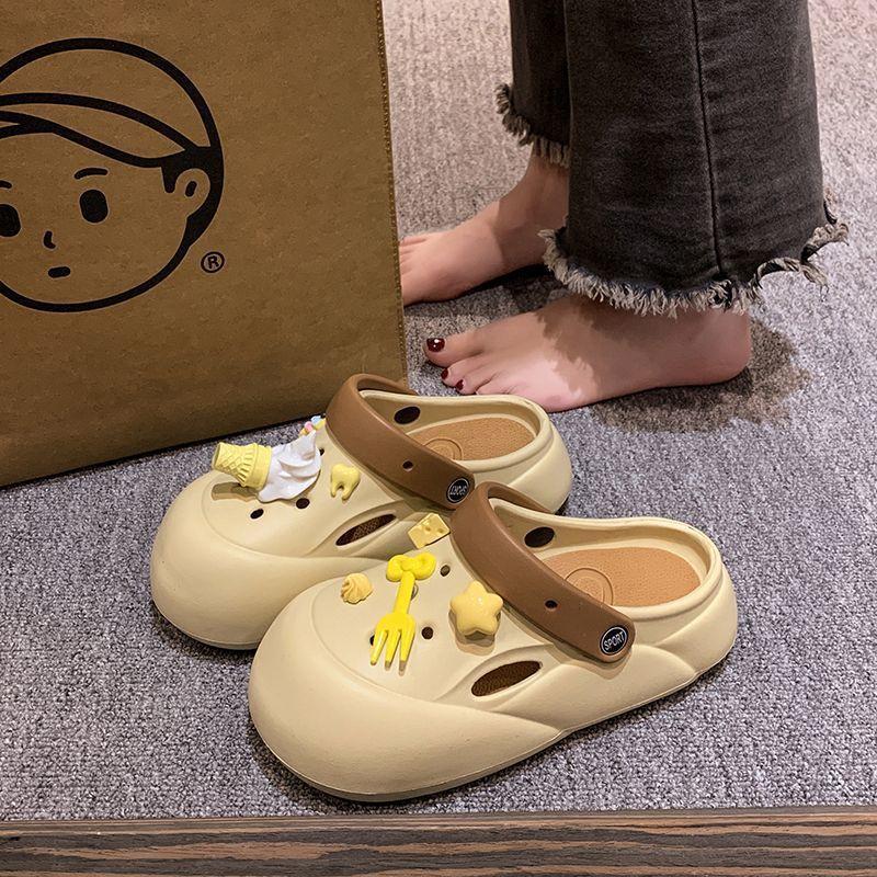 Fashion non-slip thick-soled hole shoes women's 2025 summer new wear sweet and cool wind beach seaside women's cool slippers