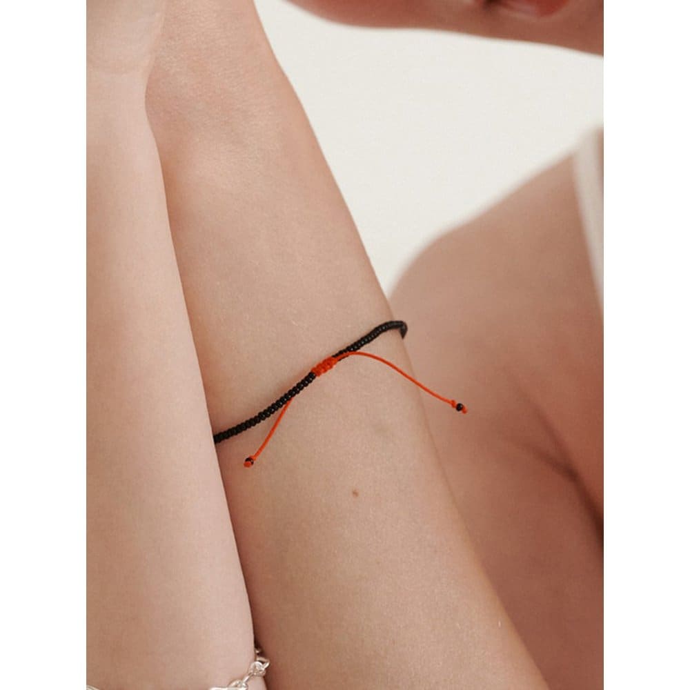 Red Point Silk Black Bracelet