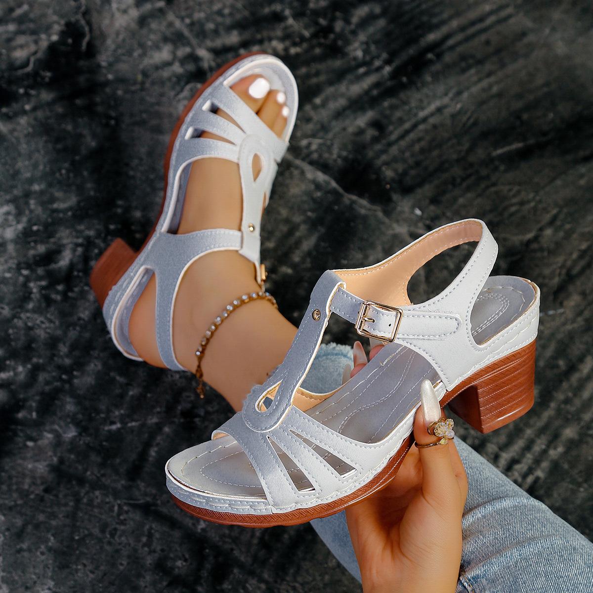 

Foreign trade large size women s shoes 2025 spring new PU open-toe one-word buckle thick casual sandals foreign trade 43 серый