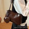 Retro Bag Women's Large Capacity 2025 New Autumn and Winter Retro Versatile Shoulder Underarm Bag Casual Work Commuter Bag