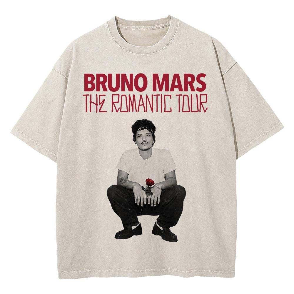 100% Cotone Lavaggio Vintage Bruno Mars The Romantic Tour 2026 Maglietta Moda Uomo/Donna Retro Oversize Larga Acid Wash T-shirt