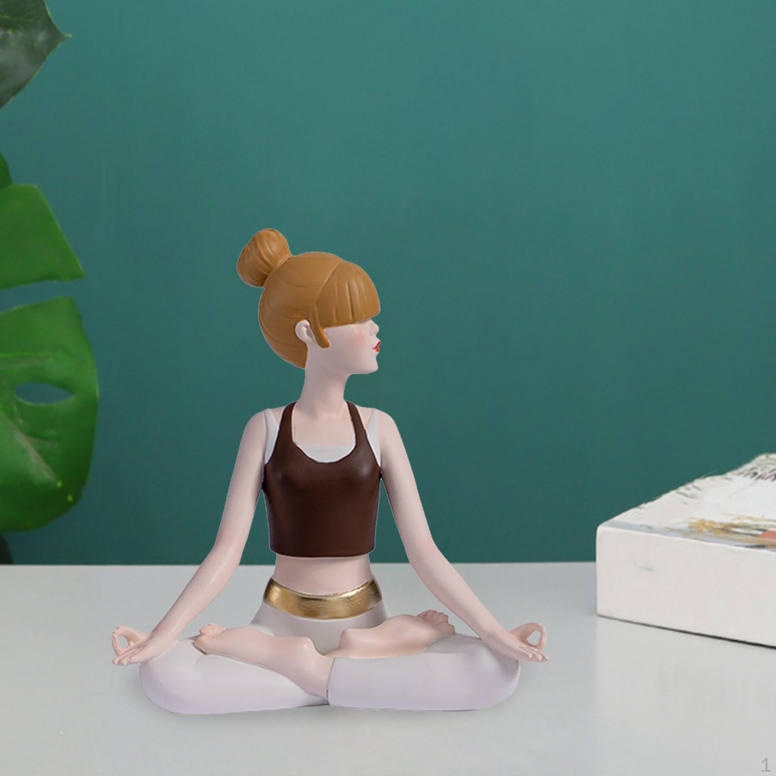 

Акцент на скульптурном декоре