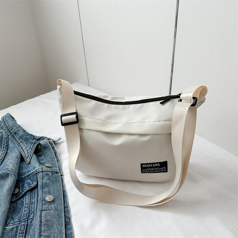 New Fashi Versatile Solid Color Nyl Letter Single Shoulder Bag Zipper Open Messenger Bag Adjustable Shoulder Strap Women Bag