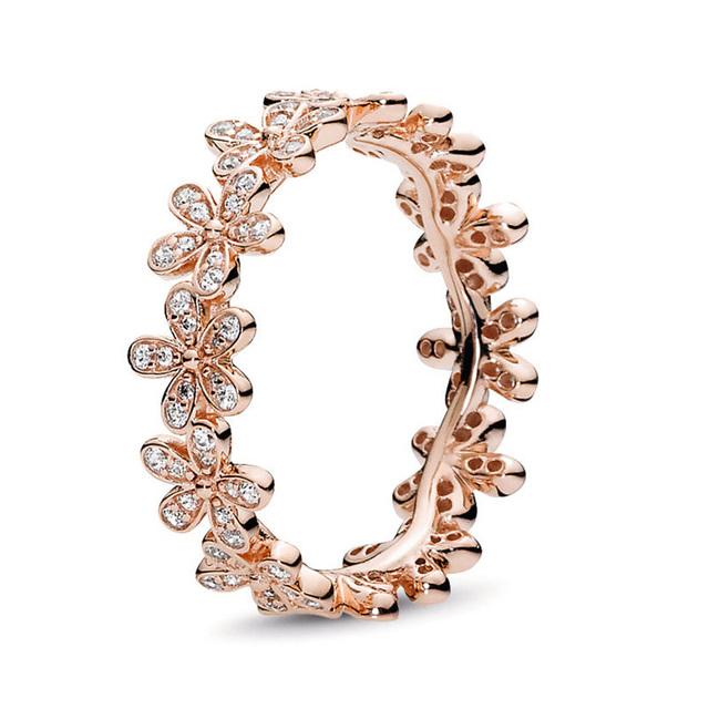 Anel Empilhável Cor Ouro Estilo Europeu Coroa Flor Anel de Dedo Para Mulheres Esposa Joia de Casamento Noivado Oferta Especial