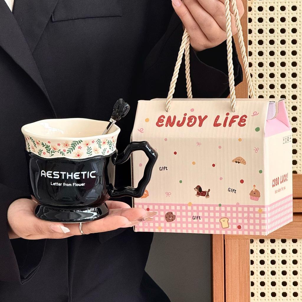 Tazza in Ceramica Piccola Floreale Retrò dall'Aspetto Elegante per Ufficio Colazione Caffè Regalo di Festa per Madre e Sorella