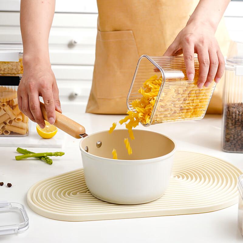 Lock&Lock Snap-Lock Food Storage Container