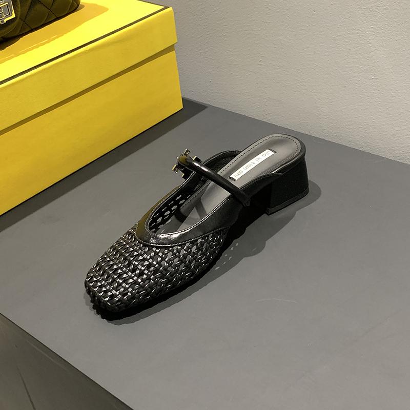 

French woven hollow heel high heels bag head half slippers children wear summer new Mary Jane cool slippers 40 чёрный