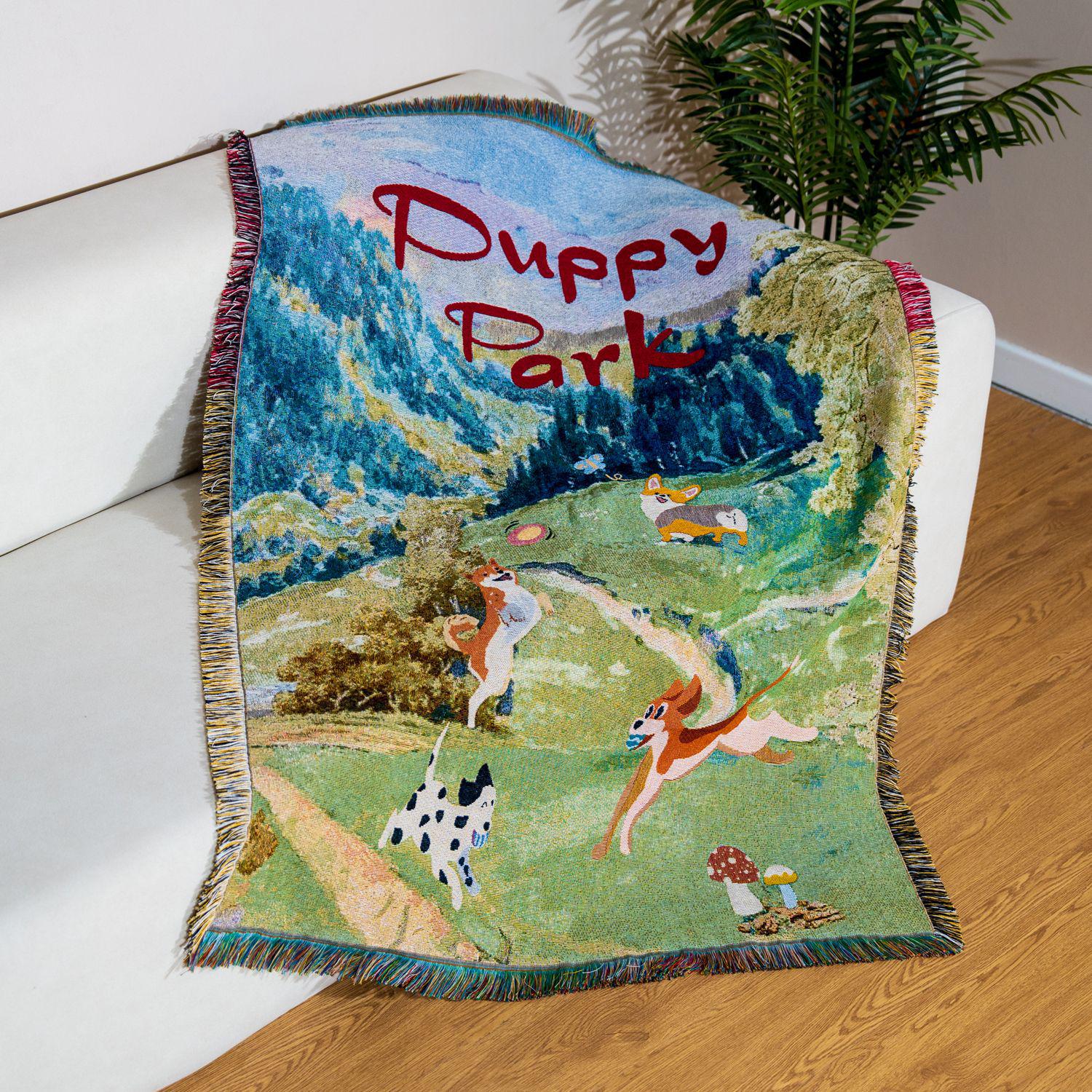 

В наличии гобелен-плед в пасторальном стиле аниме - 100% хлопок, мягкий и удобный тканый жаккард для декора гостиной и подарка. 100x150 cm