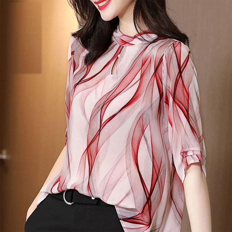 

Летняя блузка для通勤 2023 с воротником-стойкой, вырезом, из шифона, женская одежда, стильная, с принтом, повседневная, с рукавом три четверти, свободная, пэчворк-рубашка M