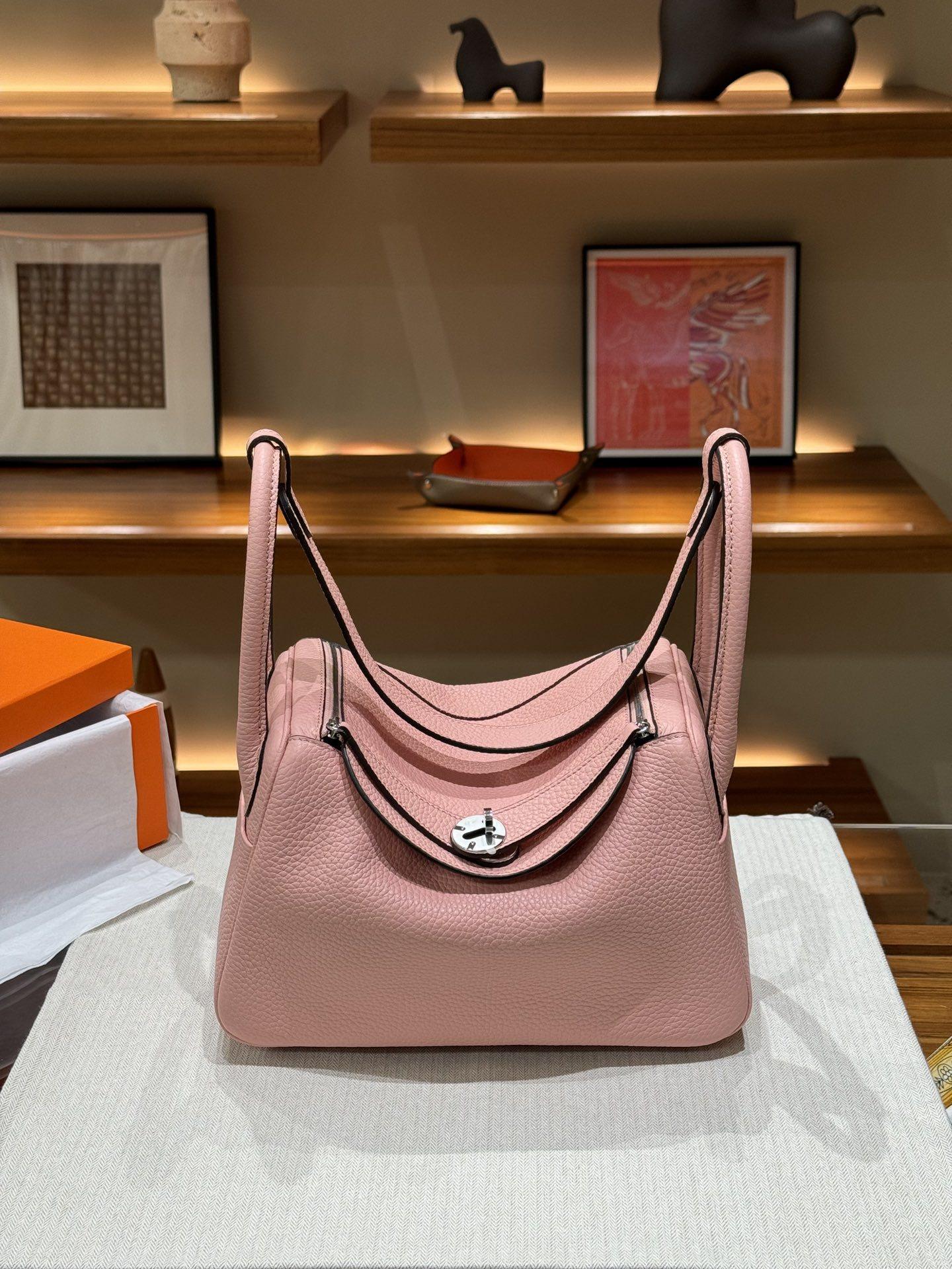 

26 Неблокирующая фурнитура Модная легкая роскошная женская сумка ручной работы из одинарной кожи Краткое введение и универсальная сумочка 26cm