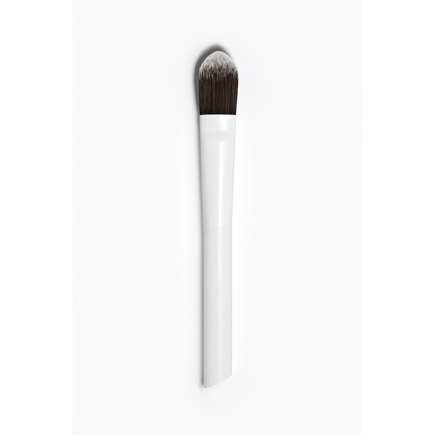 

FLAT FOUNDATION BRUSH