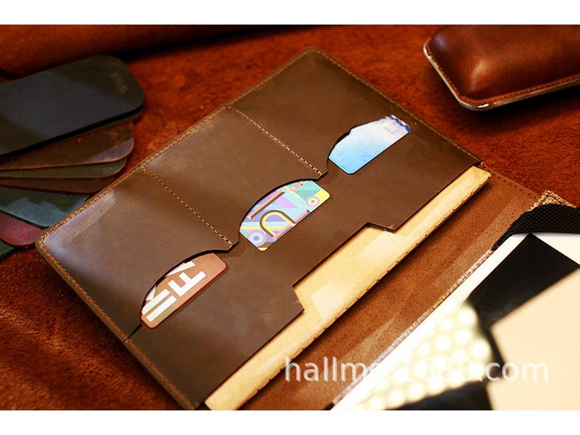 Crazy Horse Leather Retro Bag: Multi-Function Cover for Apple iPad Mini, Notebook, and Cards.
