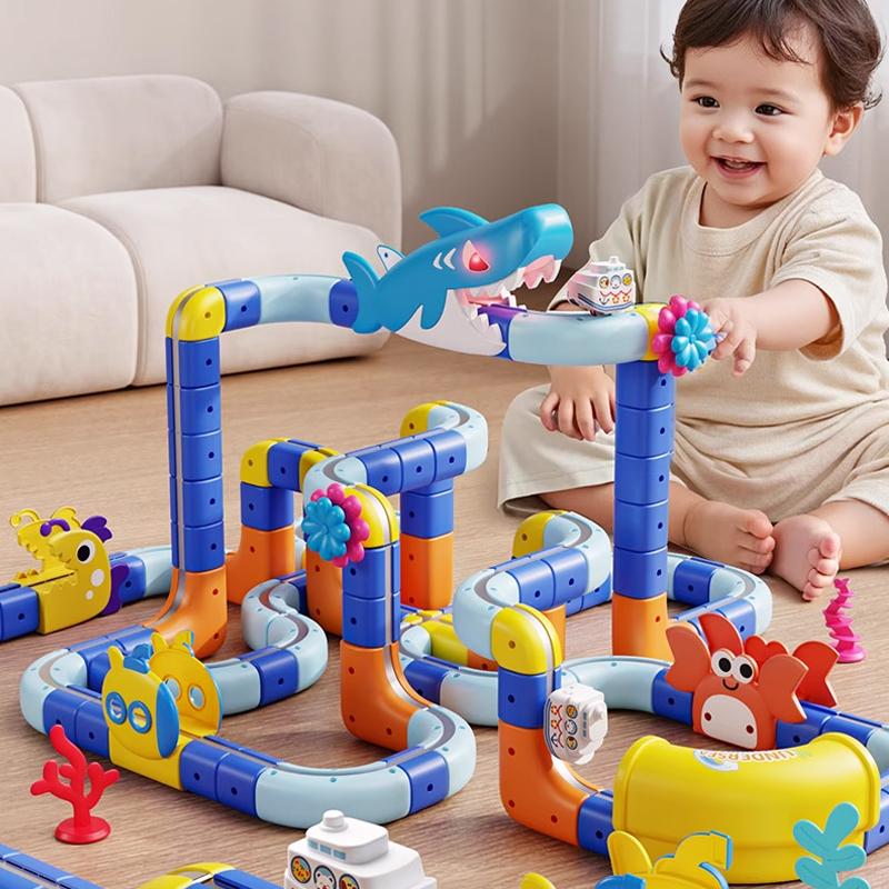 Neue Ozean-Serie Kinder Elektrische Magnetische Schwebebahn Schienen Würfel Bausteine 3D Junge DIY Magnetische Montage Spielzeug Auto