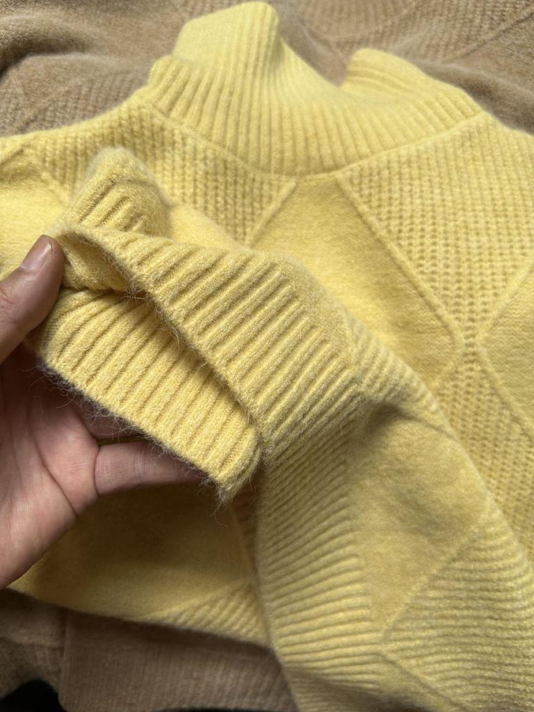 Women's Diamond Pattern High Neck Sweater - Loose Fit, Autumn/Winter Knitwear, Long Sleeve Outerwear, Korean Fashion Style.