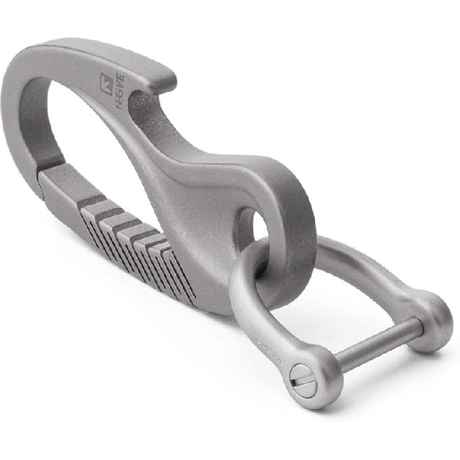 TISUR Titanium Carabiner Key Holder Anti-Lost Quick Release Heavy Duty Bottle Opener Car Key Chain for Men(Taiji+D ring)