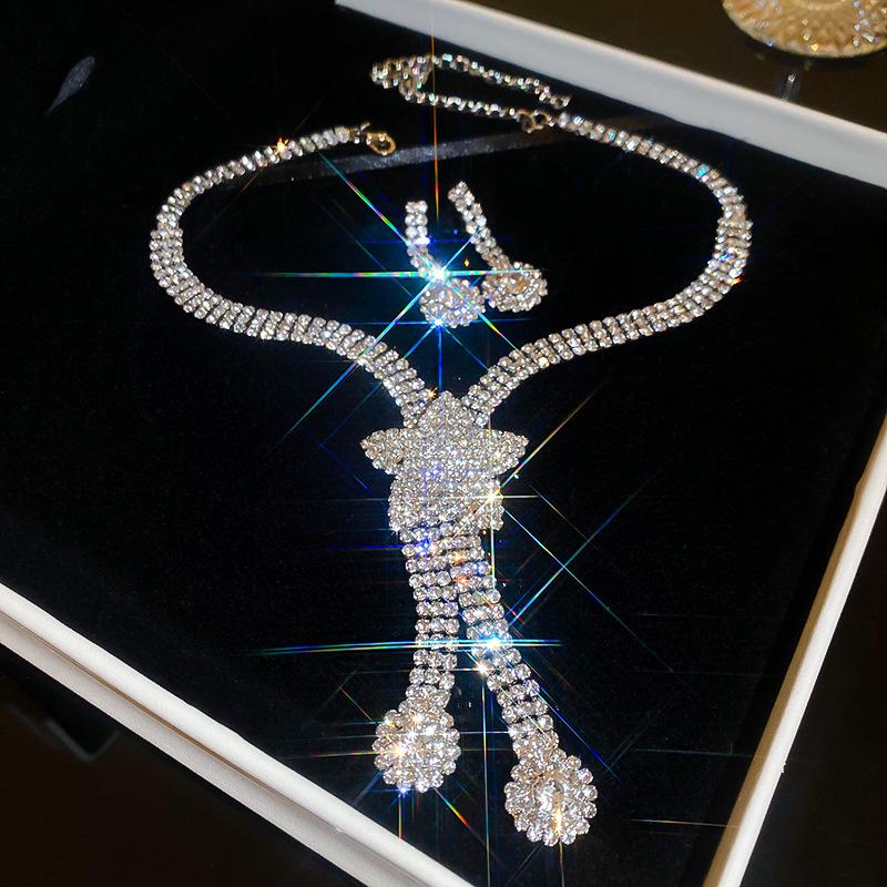 European & American Luxury Zircon Jewelry Set: Retro Clavicle Chain Necklace, Versatile Fashion Accessory