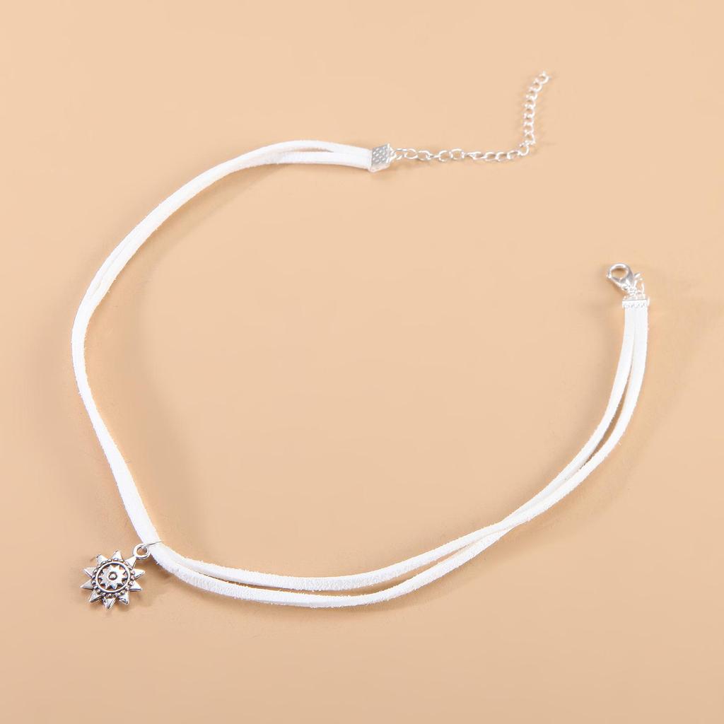Sunflower Velvet Choker Necklace - Stylish, Minimalist Double-Layer Design