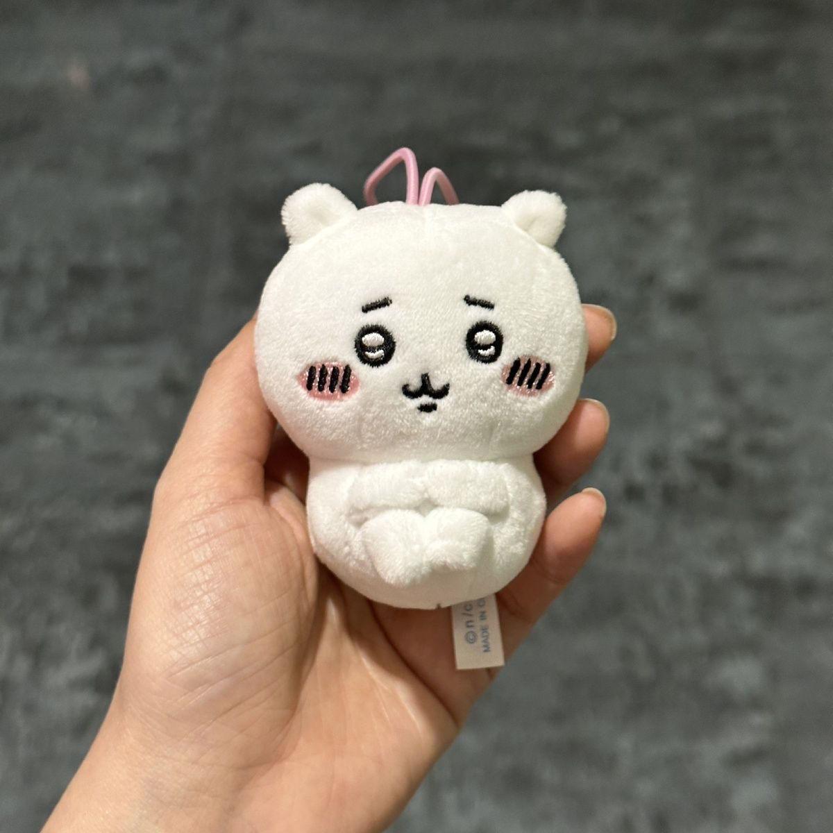 

Chiikawa self-deprecating bear hugging legs Hachiware Usagi pendant birthday gift cute sitting plush doll