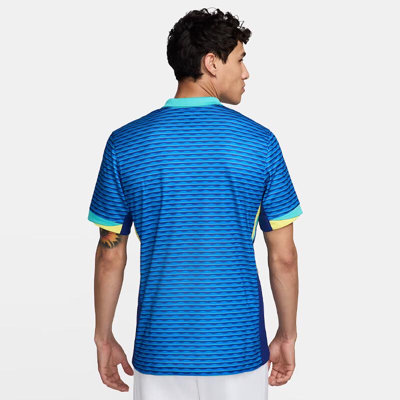 Nike Men s 2024 Brazil Away Fan T-Shirt L