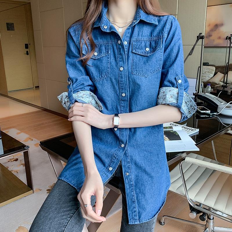 Camicia Casual in Denim a Maniche Lunghe alla Moda da Donna Stile Coreano Ampia Nuova con Rever Primavera e Autunno Ufficio Blusa Lunga Streetwear Top Giacca Abbigliamento
