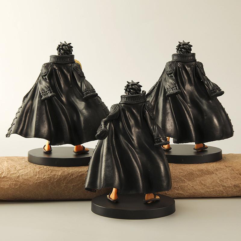 Luffy One Piece Pvc Anime Model Ornament With Cloak Design Toy For Fans Gift
