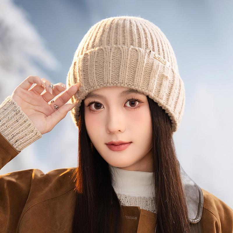 Wool Hat with Versatile Windproof and Velvet Ear Protection Hat for Women with Big Head Circumference Showing Face Small Cold Hat