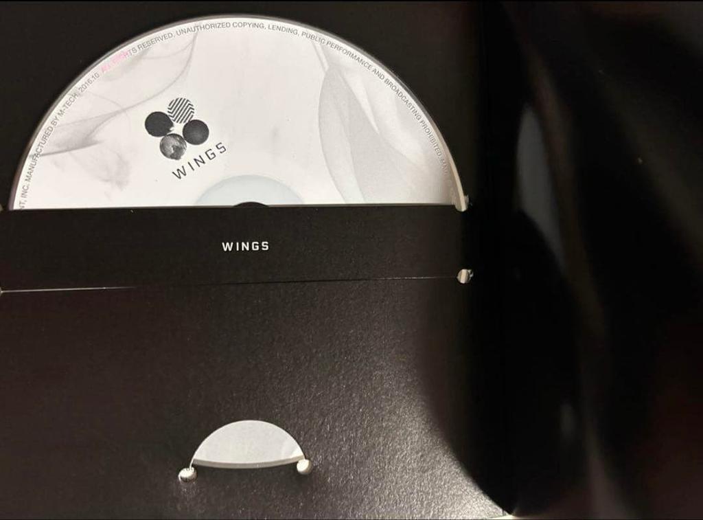 [USED] BTS Jungkook wings CD G ver. face photo collection
