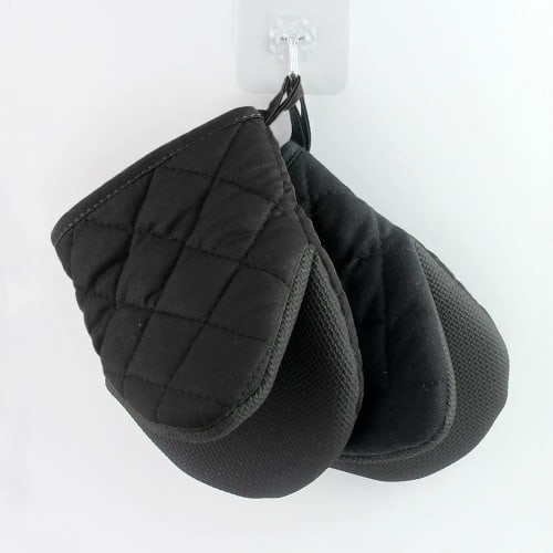 Kitchen gloves, pot holders, heat-resistant oven mitts, 2 heat-resistant mitts, 2 silicone trivets, 2 wall hooks