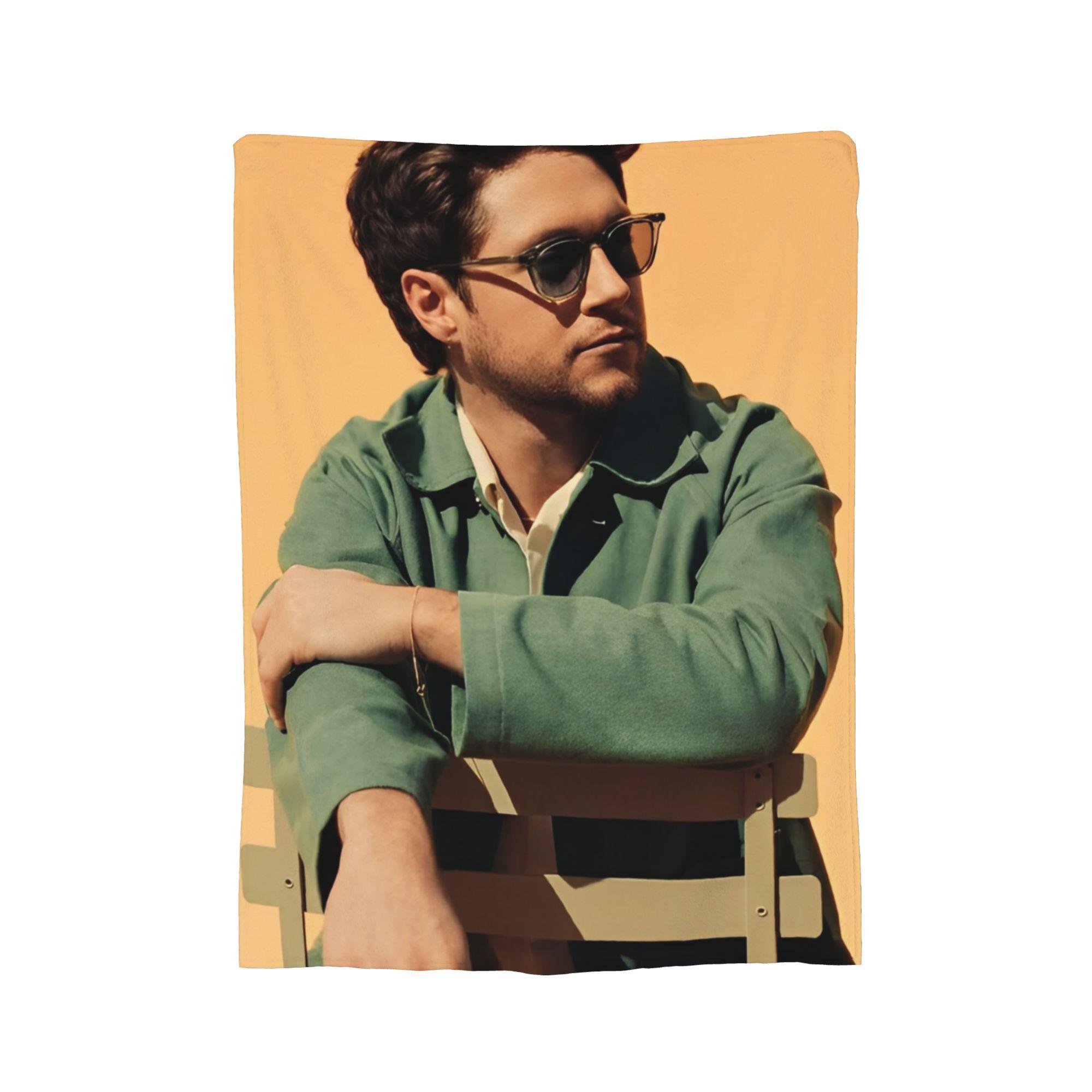 

Niall Horan Blanket Flannel Printed Breathable Warm Throw Blankets for Sofa Travel Bedspread 30x40in