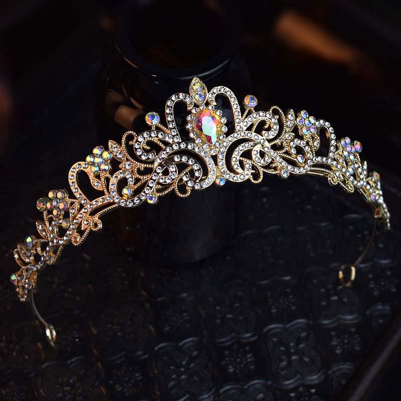 The Crown Headwear of The Princess on The Run The Elegant Korean Girl's Birthday Fashion Show Performance  The Hair Accessory Is Super Ethereal