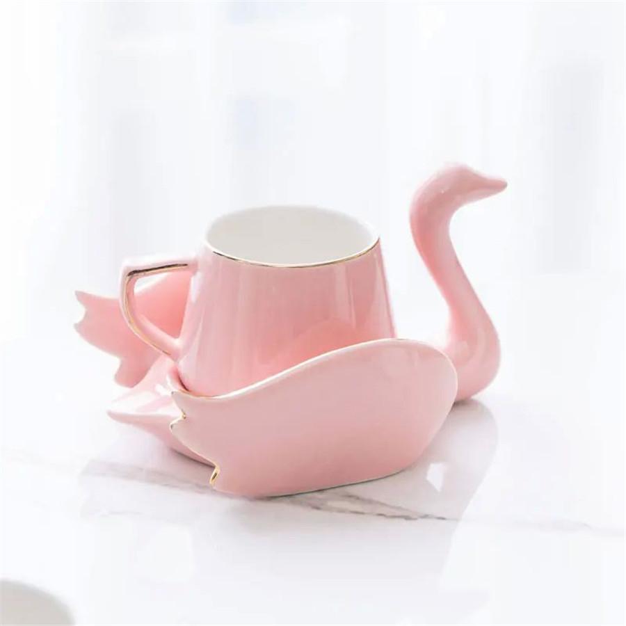 

1PC Swan shaped coffee cup and plate set, ceramic small mug, 110ml/3.7oz creative cup розовый