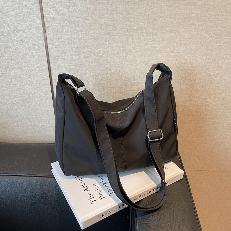 Bag Women's Large-capacity New Lightweight and Versatile Shoulder Messenger Bag Cloth Bag Class Commuter Tote Bag