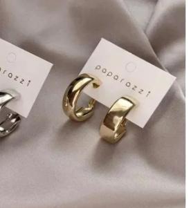 

European and American minimalist individual large hoop earrings with mirror finish One Size