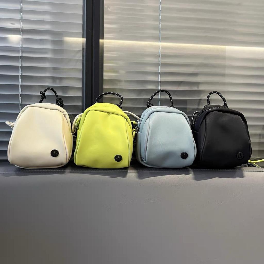 Adorable Mini Crossbody Bag - Egg-Shaped Shoulder Bag for Parent-Child Outings and Kids, Simplified Mobile Phone Holder
