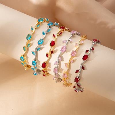 E-Commerce-Armband mit farbigen Zirkonen und Blattmotiv, süßes Temperament, Ins-Armband, vielseitiges Armband.